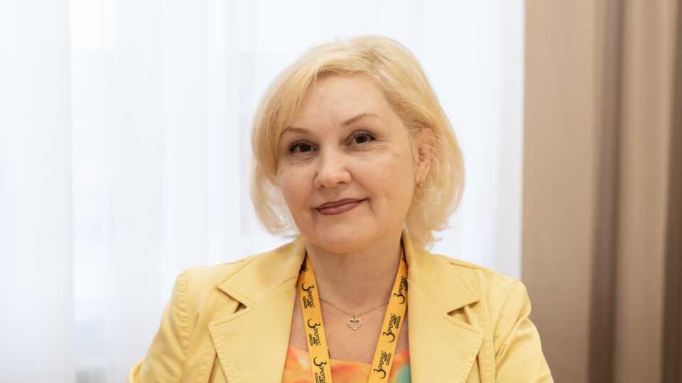 Елена Храмова